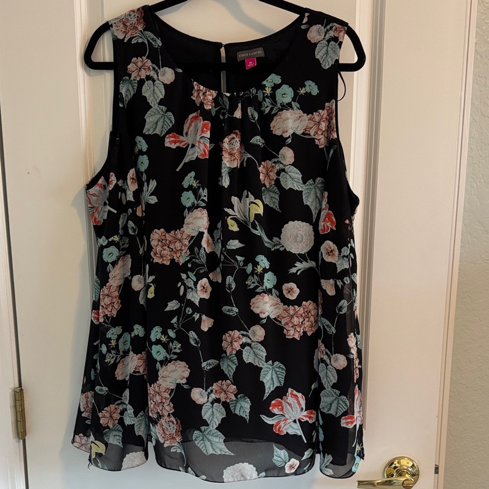 Vince Camuto Black Floral Sleeveless Blouse